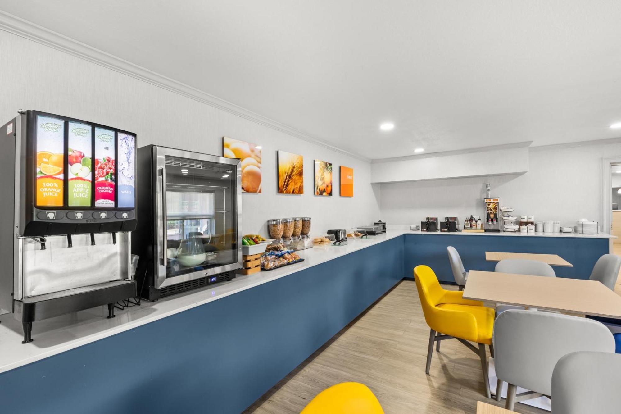 Comfort Inn & Suites Rome South Bagian luar foto