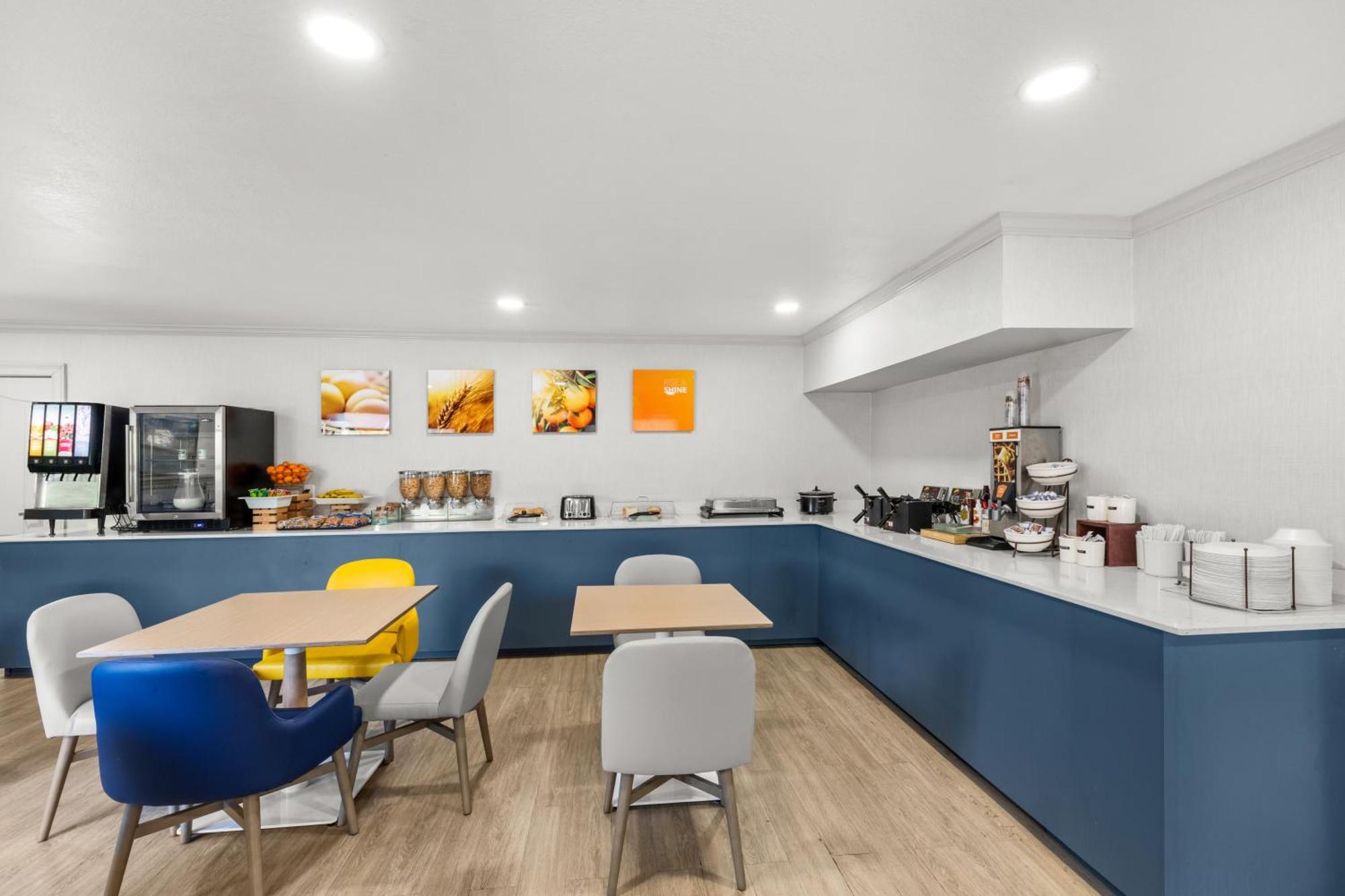 Comfort Inn & Suites Rome South Bagian luar foto
